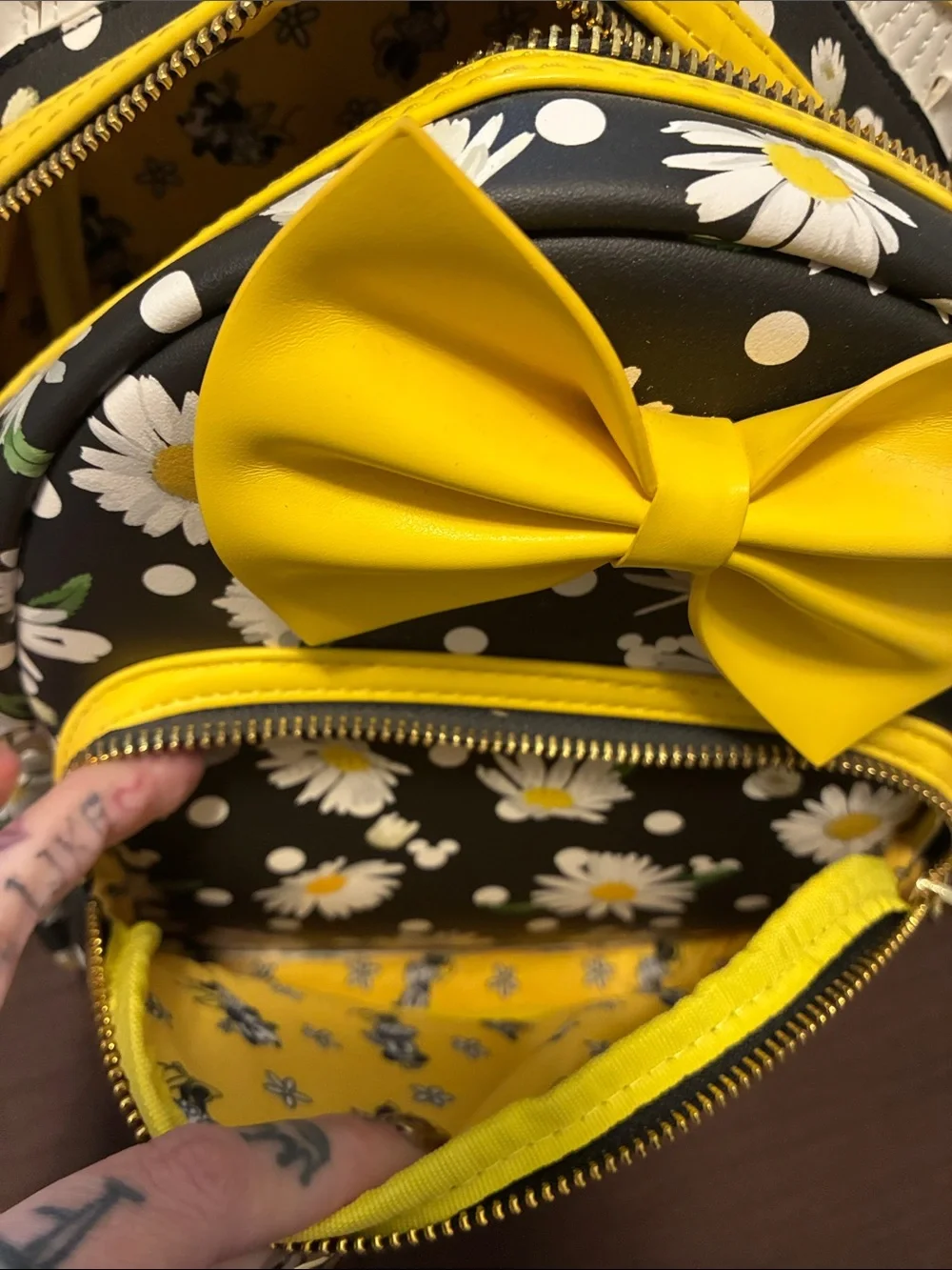 Disney Daisy Print Minnie Loungefly with Yellow Bow